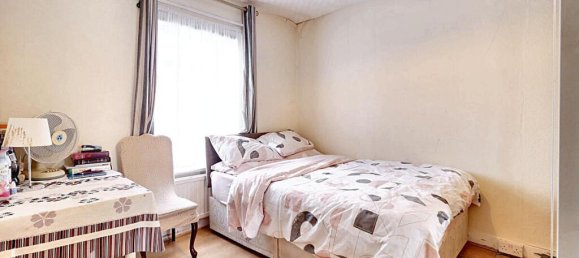 3 Schlafzimmer Gewerbliche Immobilie in Hayes, United Kingdom, Nr. 5070 6