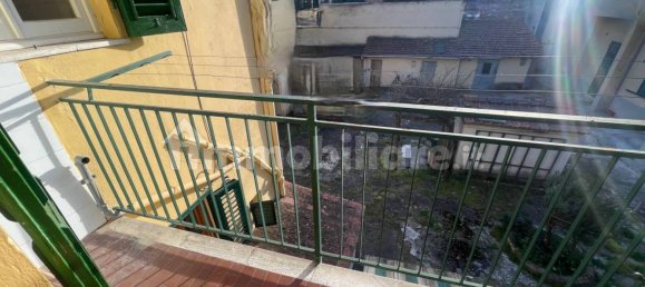 2 bedrooms Apartment in San Giovanni Valdarno, Italy No. 215787 9
