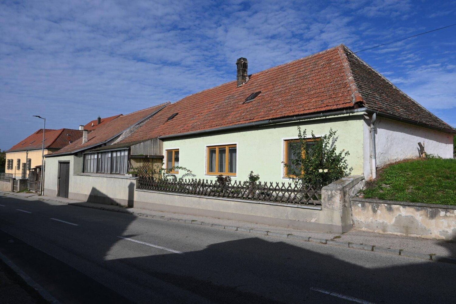 Casa de 7 habitaciónes en Retz, Austria No. 13856