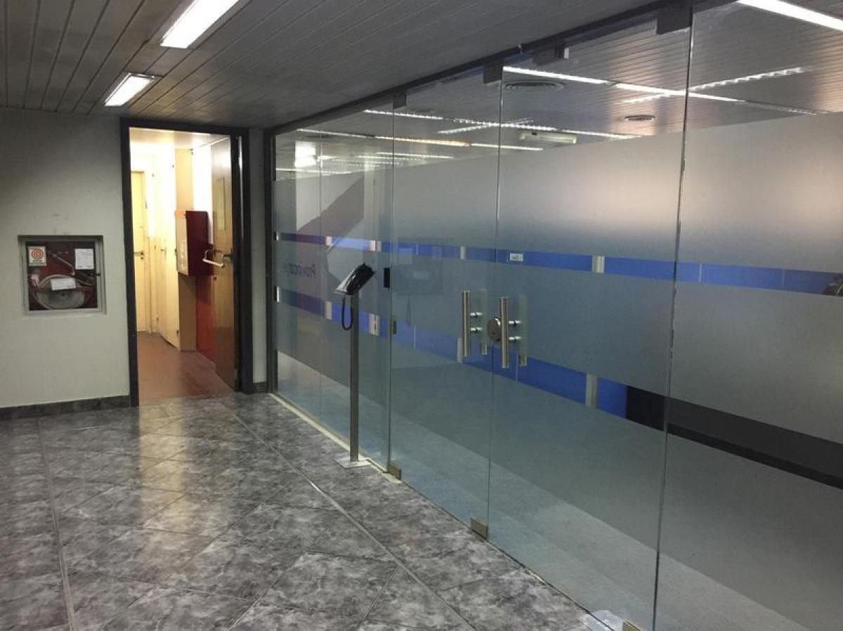 Bureau à Buenos Aires, Argentina 325m² No. 108102