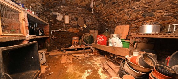 2 rooms House in Angrogna, Italy No. 143024 6