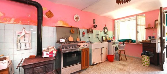 2 rooms House in Angrogna, Italy No. 143024 5