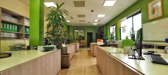 Офис 182м² в Лас-Розас де Мадрид, Испания № 62159 6