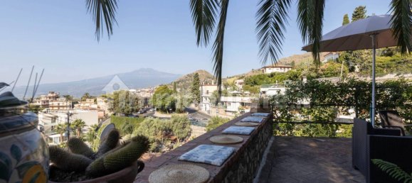 4 bedrooms Villa in Taormina, Italy No. 321931 17