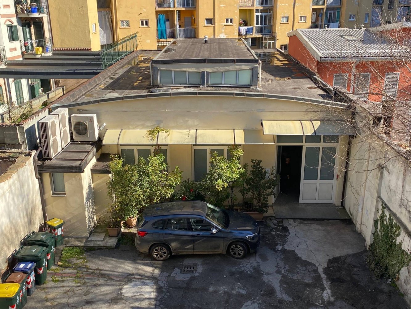  عقار تجاري في Parella, Italy 300متر مربع رقم 57277