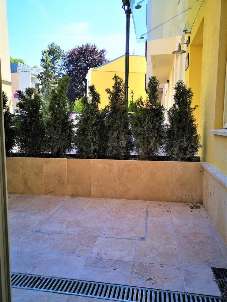 Офис с 3 комнатами в Хитцинг, Австрия № 148747