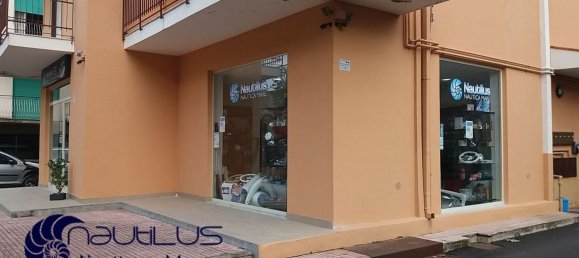 Gewerbliche Immobilie in Falcone, Italy 130m², Nr. 313310 3