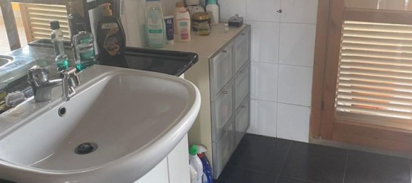 4غرفة شقة في Giugliano in Campania, Italy رقم 134488 3