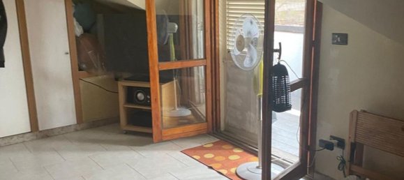 4غرفة شقة في Giugliano in Campania, Italy رقم 134488 7