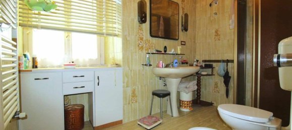 Apartamento de 4 divisões em Casamassima, Italy N.º 146121 9