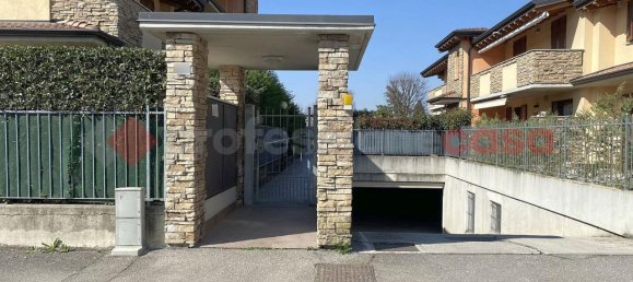 3غرفة شقة في Osio Sopra, Italy رقم 235507 42