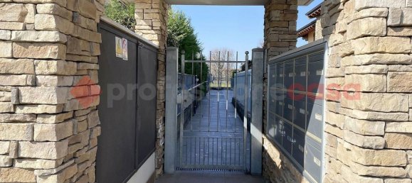 3غرفة شقة في Osio Sopra, Italy رقم 235507 41