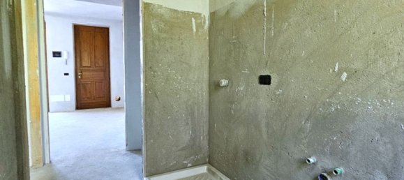 3 rooms Duplex in Gazzaniga, Italy No. 116620 5