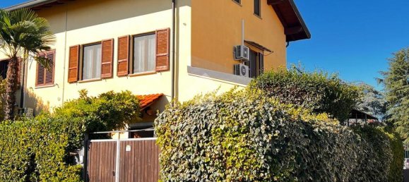 3 غرف نوم فيلا في Novate Milanese, Italy رقم 171295 3