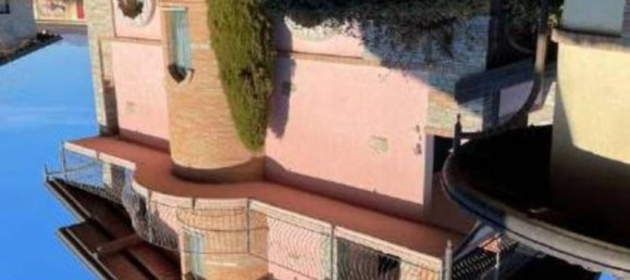 2 غرف نوم شقة في Travedona-Monate, Italy رقم 281666 5