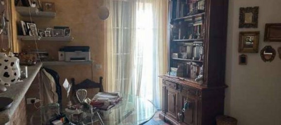 2 غرف نوم شقة في Travedona-Monate, Italy رقم 281666 12