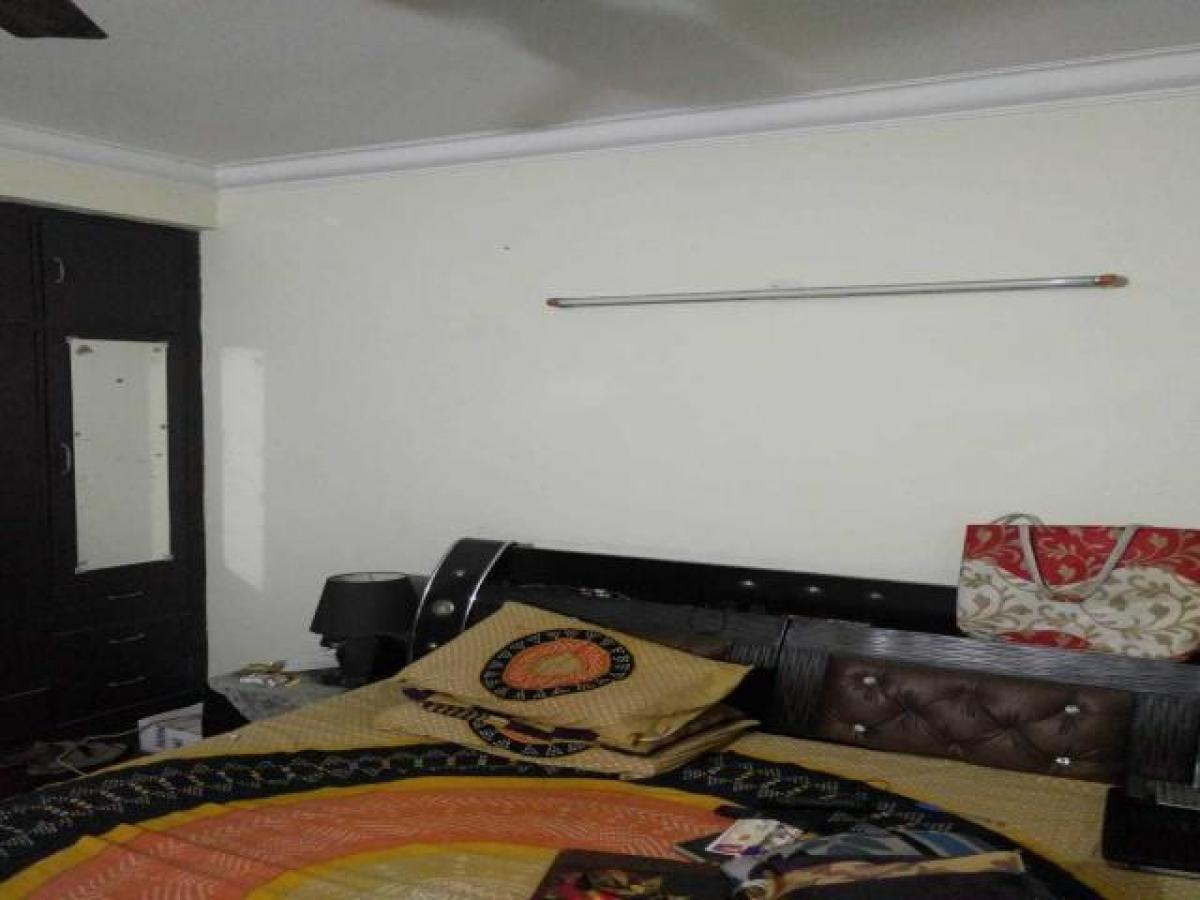 2 bedrooms House in Ghaziabad, India No. 12366