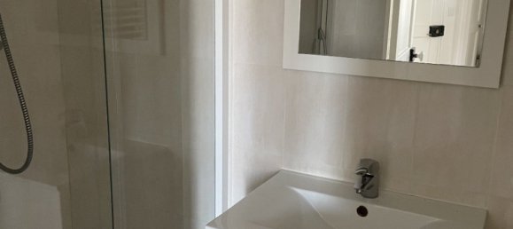 1 bedroom Apartment in Chaville, France No. 181719 6