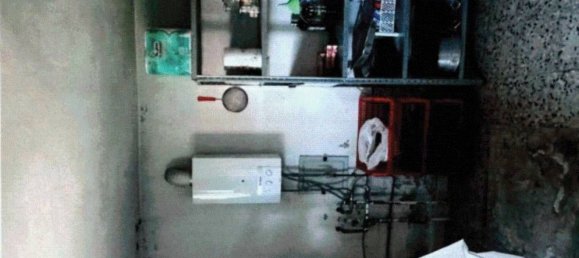 3 rooms House in Mercallo, Italy No. 13994 3