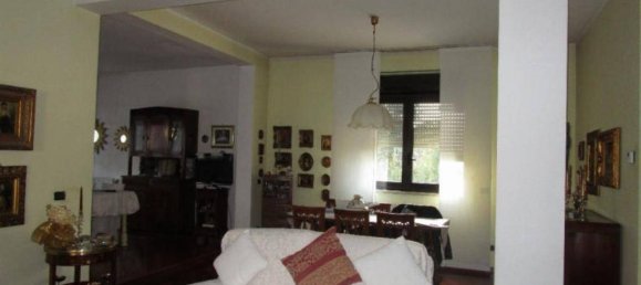 Apartamento de 3 dormitorios en Milan, Italy No. 276256 3