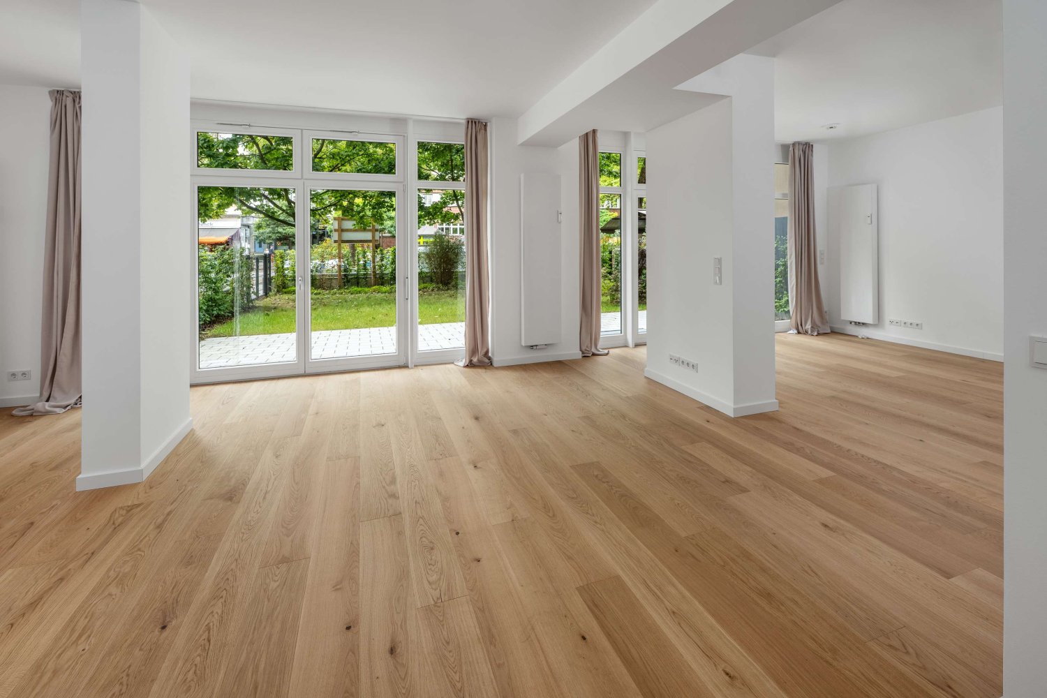 5 bedrooms Duplex in Hamburg-Nord, Germany No. 284232