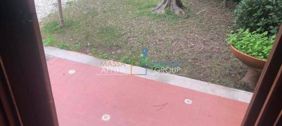 2 bedrooms House in Montignoso, Italy No. 192422 24