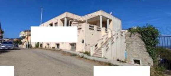 5-Zimmer Wohnung in Tempio Pausania, Italy, Nr. 13665 2