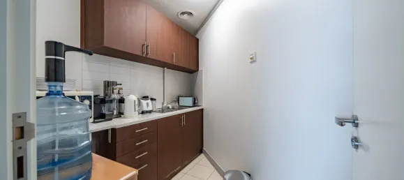 704m² Office in Jumeirah Lake Towers, UAE No. 108504 3