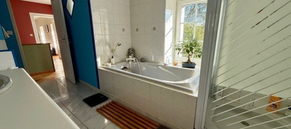 6 Schlafzimmer Schlösser in Etriche, France, Nr. 98360 17