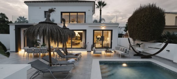 4 Schlafzimmer Villa in Marbella, Spain, Nr. 142226 11