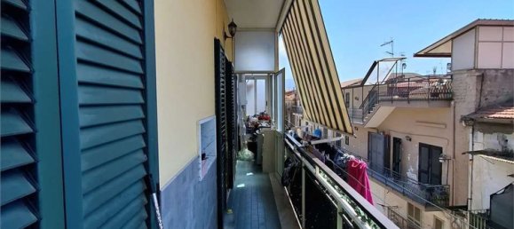 Квартира с 4 комнатами в Ачерра, Италия № 303809 7