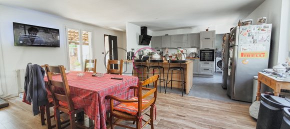 4 bedrooms Villa in Aix-en-Provence, France No. 349539 8