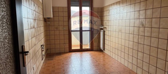 4 rooms Apartment in Copparo, Italy No. 70259 9