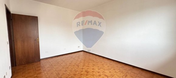 4 rooms Apartment in Copparo, Italy No. 70259 8