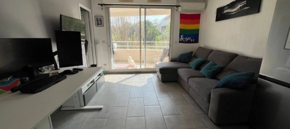 1 bedroom Apartment in Marseille, France No. 325804 4