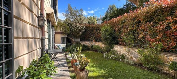 Квартира с 2 спальнями в Генуя, Италия № 371589 8