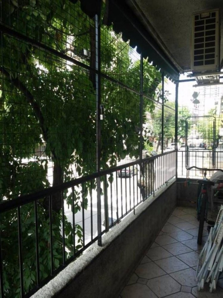 Apartamento de 3 dormitorios en Buenos Aires, Argentina No. 74635