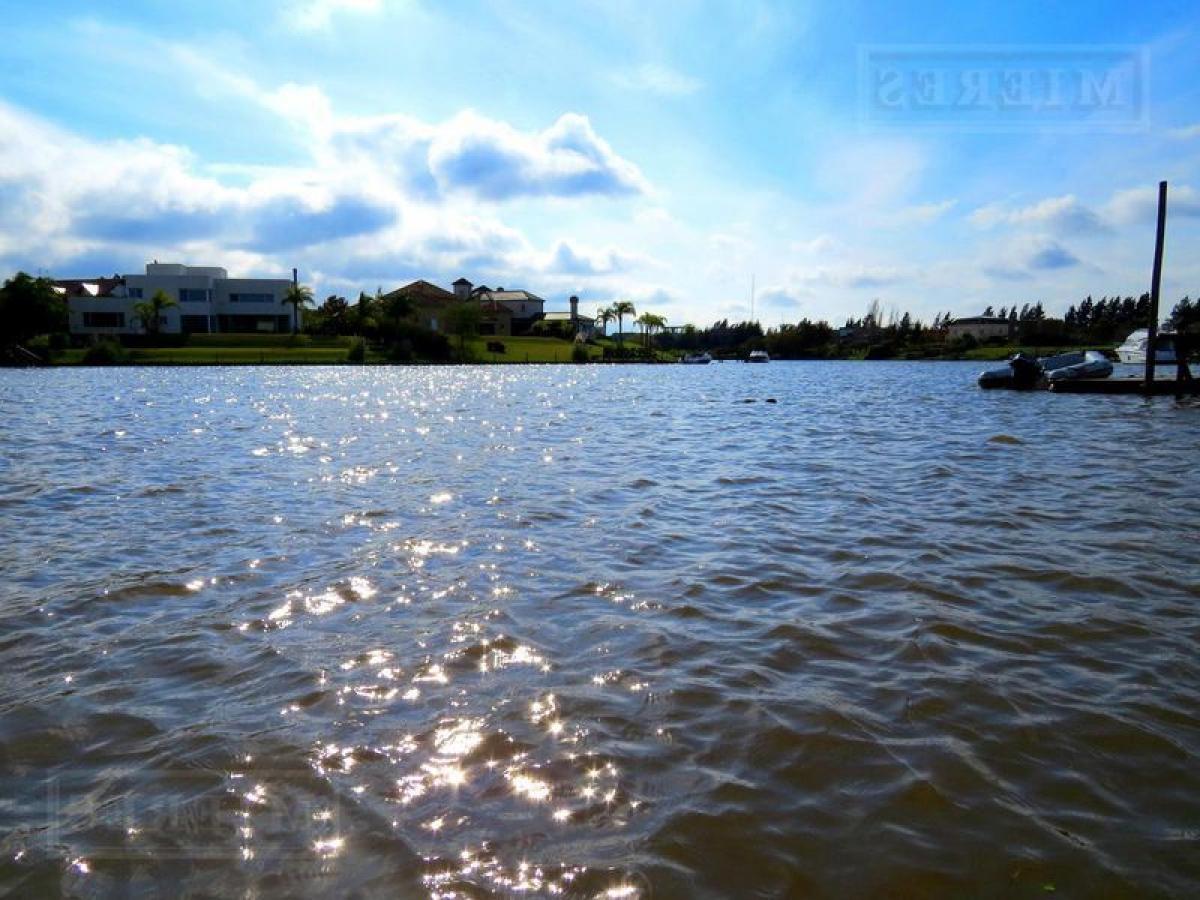 Grundstück in Tigre, Argentina, Nr. 116913