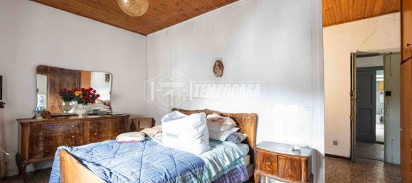 5-salle Maison à Alzate Brianza, Italy No. 10013 12