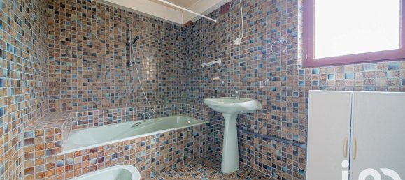 4 bedrooms House in Auboue, France No. 65150 15