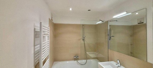 2 rooms Apartment in Mariahilf, Austria No. 105567 8