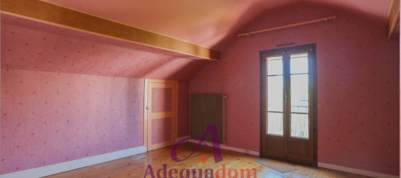 5 bedrooms House in Colombes, France No. 182562 10