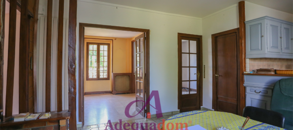 5 bedrooms House in Colombes, France No. 182562 5