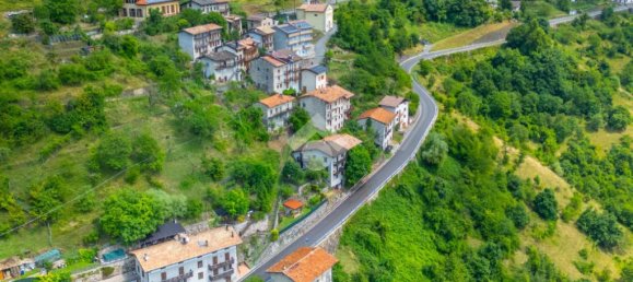 2 Schlafzimmer Haus in Terragnolo, Italy, Nr. 309901 22