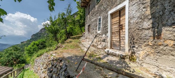 2 Schlafzimmer Haus in Terragnolo, Italy, Nr. 309901 6