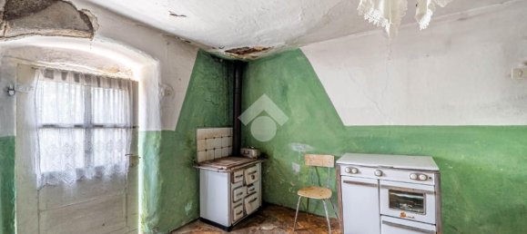 2 Schlafzimmer Haus in Terragnolo, Italy, Nr. 309901 11