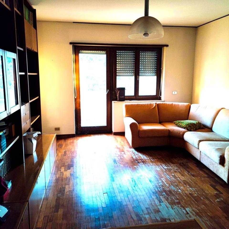 Apartamento de 5 divisões em Udine, Italy N.º 35634