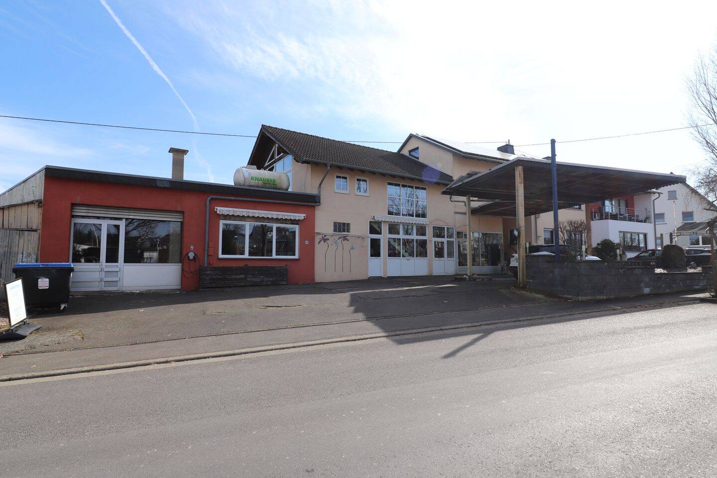 Café/restaurante de 12 habitaciónes en Rhein-Hunsruck, Germany No. 166032