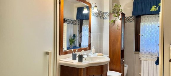 3 rooms Apartment in Viterbo, Italy No. 273240 21