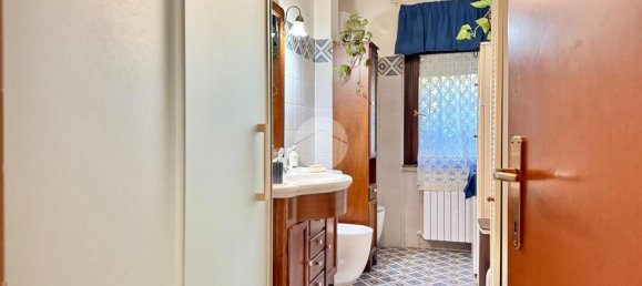 3 rooms Apartment in Viterbo, Italy No. 273240 18